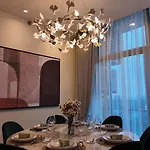Quite Euro Luxe 3Br 7 Mins Walk To High Street